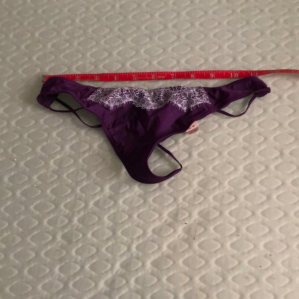 Victoria’s Secret panties extra small
